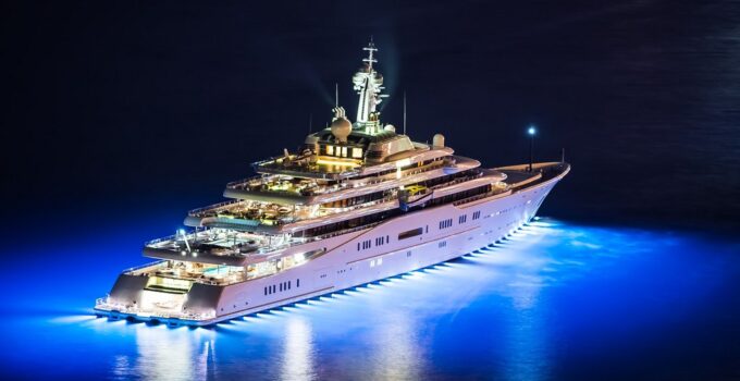 Top 10 Biggest Yachts in the World