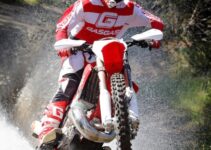 What Makes a Great Dirt Bike