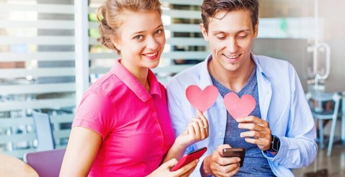Top Ways to Make Money from a Dating Site