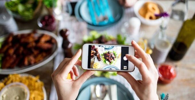 How Millennial Restaurateurs Use Technology to Boost Their Business