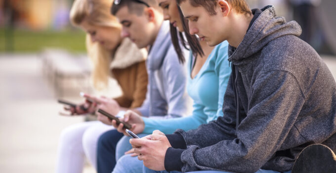 When to Take Away Your Teen’s Cell Phone Privileges