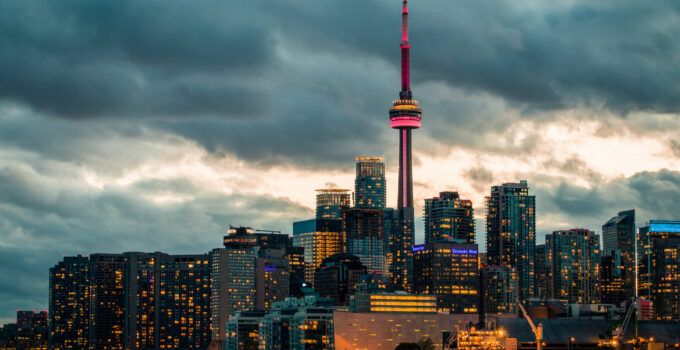 The Best Neighborhoods To Live In Toronto