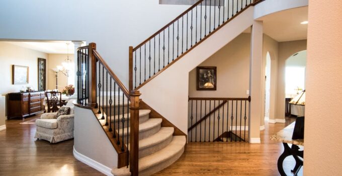 Replacing a railing effectively – DIY or professional help?