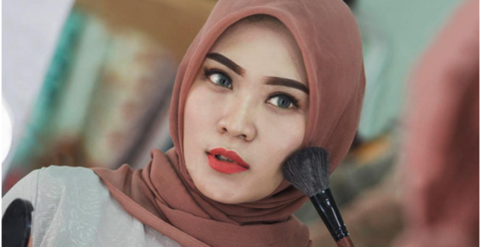 Simple Makeup Tutorial To Look Good For Ramadan Iftar