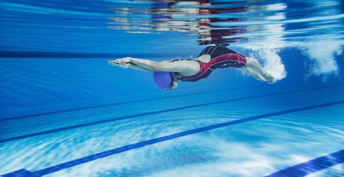 12 Top Benefits of Swimming