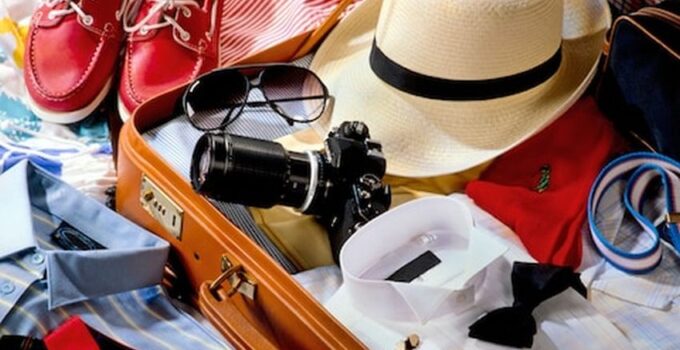 The Ultimate Guide to Holiday Packing for Men