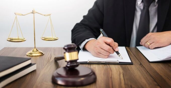 How to Choose a Lawyer Depending on Your Legal Situation