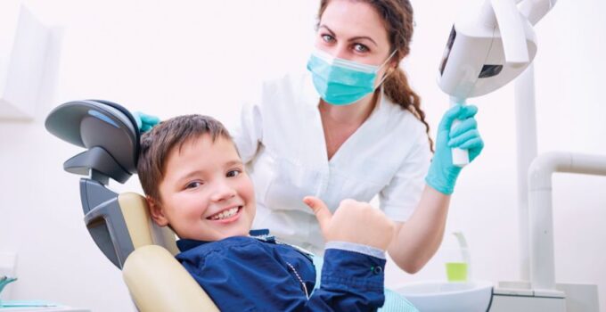 5 Reasons to Visit Your Local Family Dental Care Business Regularly