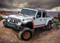 Jeep JT Scrambler Concept