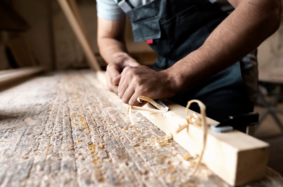 Characteristics Of A Successful Carpenter - iCharts