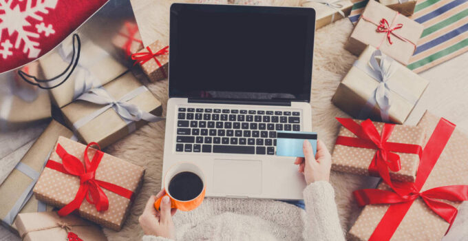 Reward Your Best Employees: Holiday Gifts And Perks On A Budget