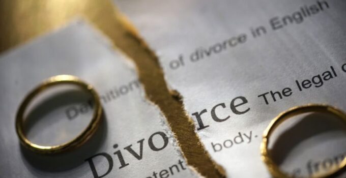 You Can’t Afford a Divorce? 6 Tips on How to Lower The Cost