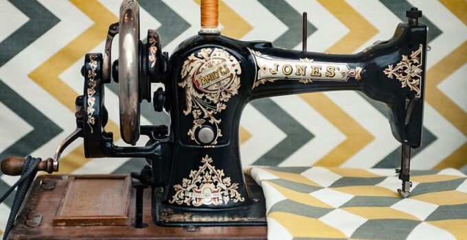 5 Best Sewing Machines For 2024
