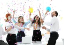 4 Reasons for Celebrating Work Anniversary in Business