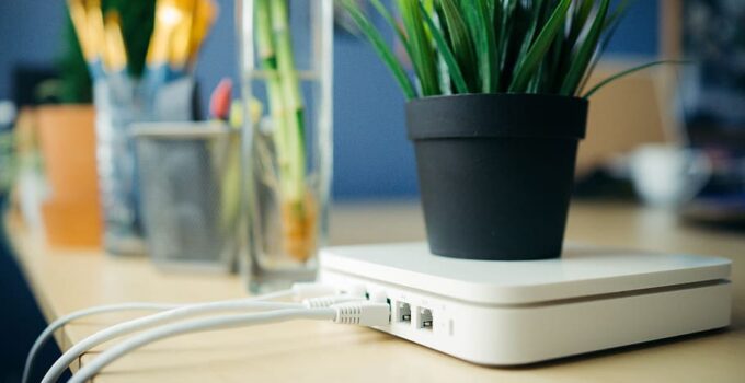 How To Choose The Best Router For A Large House in 2024