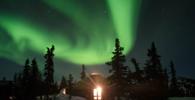 8 Best Major Cities in Canada to See Northern Lights