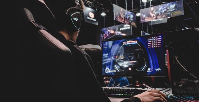 5 Tips on How to Get Into eSports & Competitive Gaming