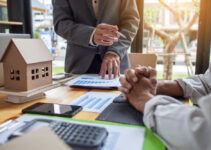 10 Reasons Why You Need To Hire A Mortgage Broker