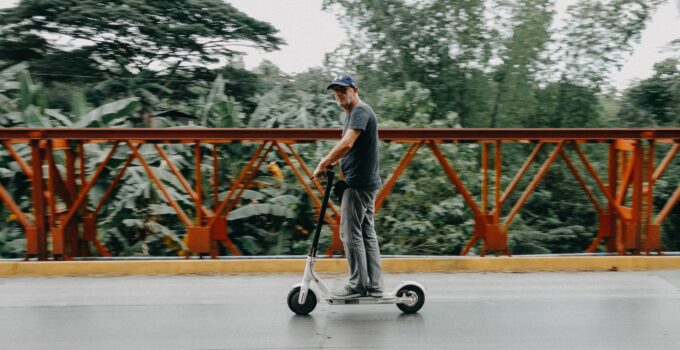 Understanding the 5 risks of Riding an Electric Scooter