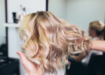 5 Tips How To Style Aging Hair Without Damaging It?