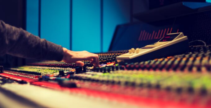 Criteria For Choosing A Mixing And Mastering Company