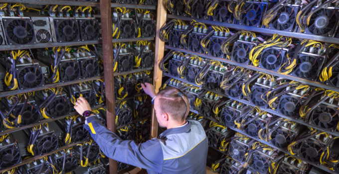 8 Signs You Need a Stronger Bitcoin Mining Rig