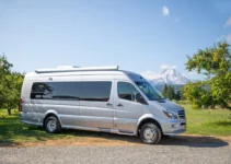 Is It Better to Lease or Buy a Van for Your Business – 2024 Guide