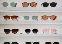 How to Buy Perfect Sunglasses for Someone else