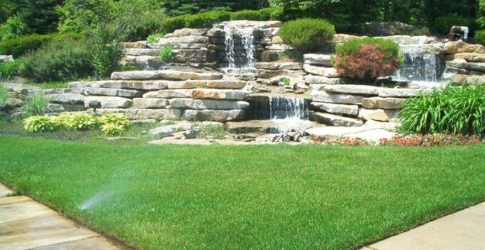 Home Improvement: Backyard Garden Design with Natural Waterfall