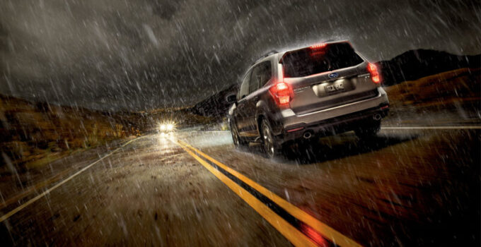 Top 5 Tips to Drive More Safely Under the Wet Weather