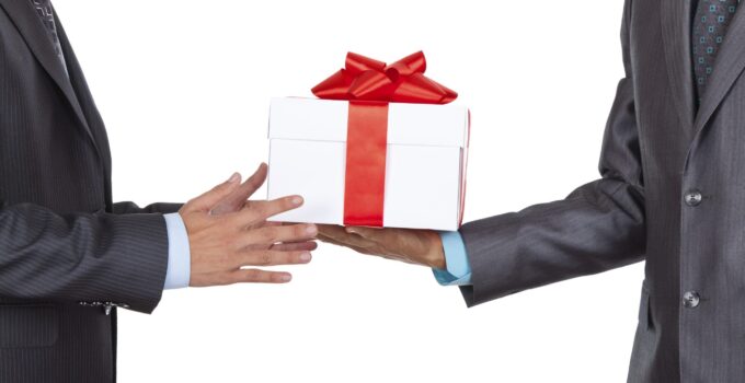 Increase Your Team Satisfaction By Giving Them A Gift