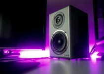 Difference between Powered Speakers vs. Studio Monitors