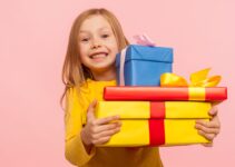 How Much Money Should You Spend on A Birthday Gift: 8 Ideas for A Perfect Present 