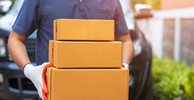 How Outsourcing Courier Services Can Save Your Business Time and Money