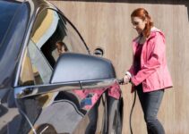Top 7 Factors to Consider Before Installing an EV Charger at Home – Be Ready to Charge Anytime!