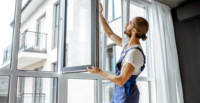 5 Signs That It’s Time to Replace Your Home’s Windows