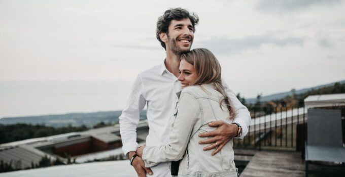 Nurturing Intimacy: Building Emotional Connection and Trust 
