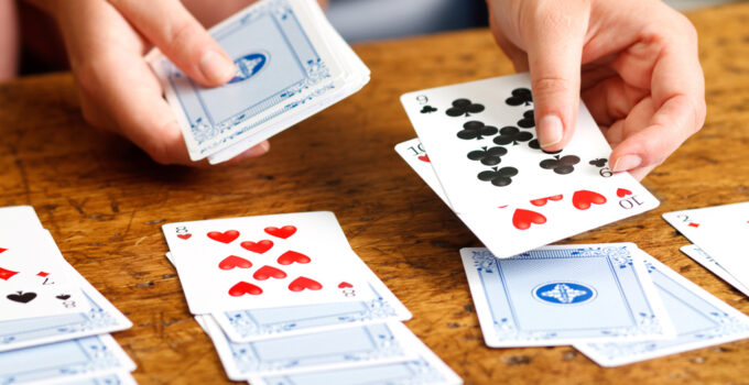 The Fascinating History of Solitaire: From Royal Pastime to Digital Phenomenon