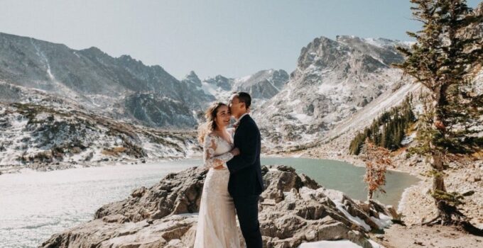 Colorado Elopement Guide: Best Locations and Planning Tips for an Unforgettable Experience