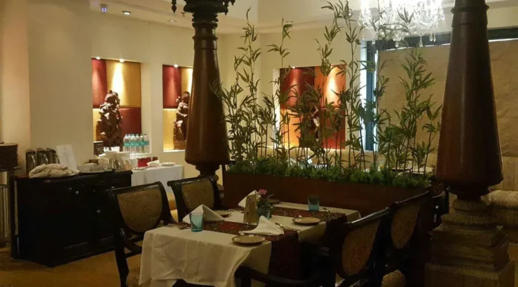 Royal Indianaa chennai restaurant