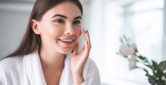 Hyaluronic Acid Vs Calcium Hydroxylapatite: Which Dermal Filler Is Right For You?