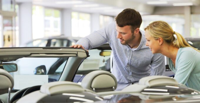 Why You Should Only Go To Dealerships For Used Cars
