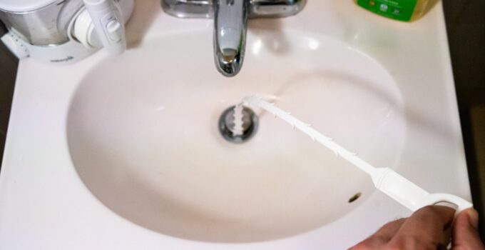 2 Different Types of Drain Cleaning Methods