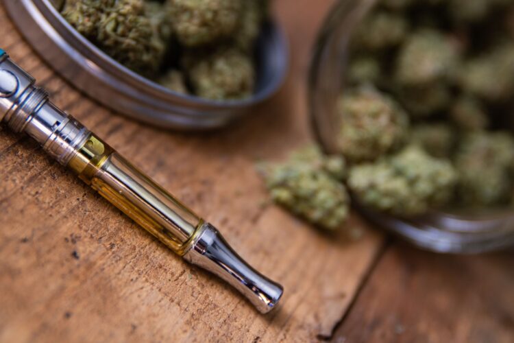 In What Ways Can THC Vape Pens Be Used Health-Consciously