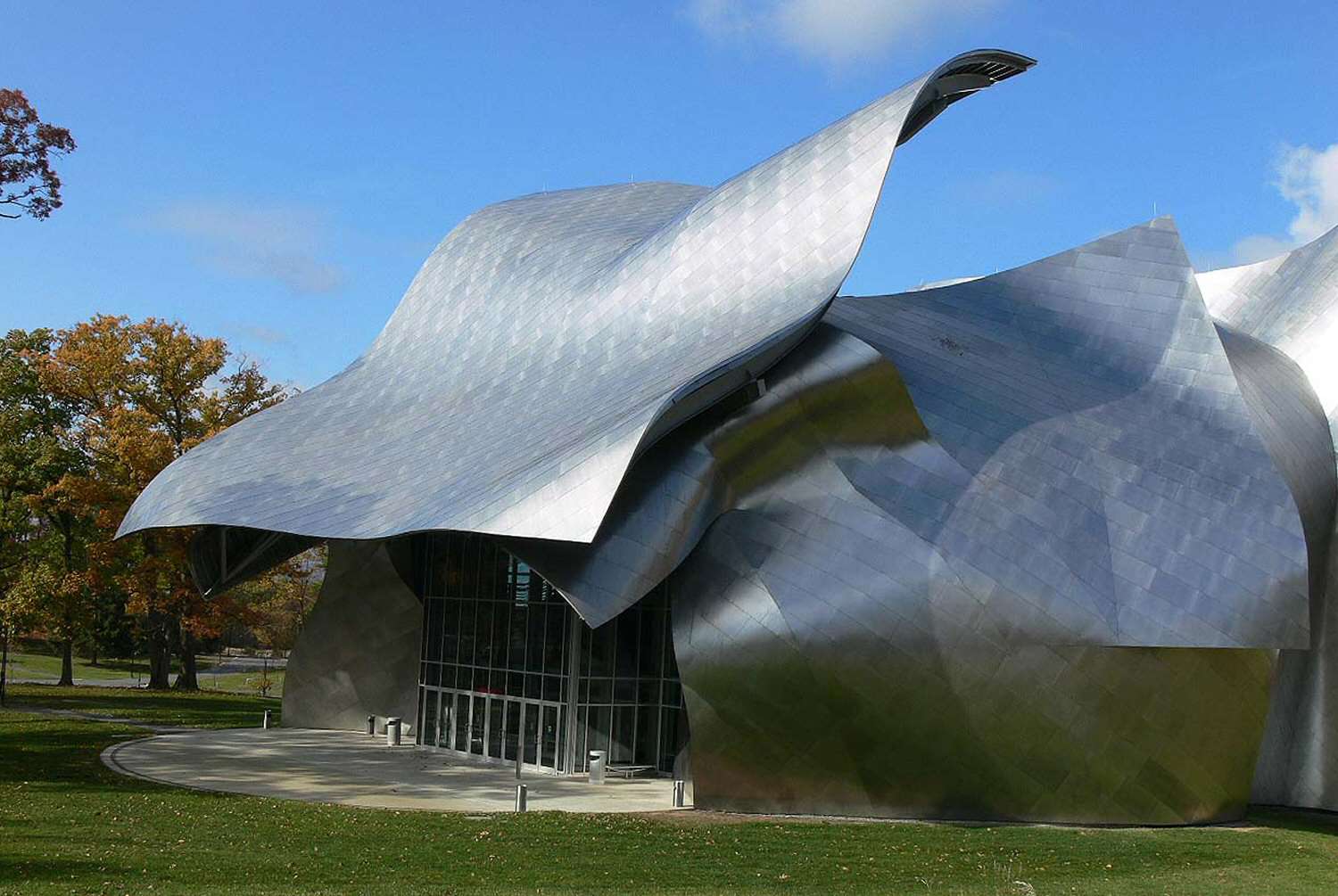 How Are Steel Buildings Made in the 21st Century? Unveiling ...