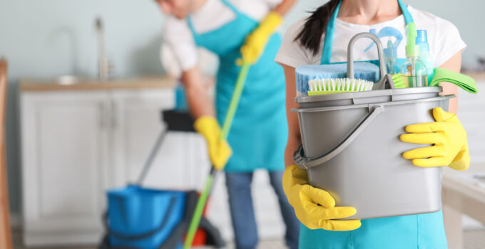 A Conclusive Guide of Hiring a Top-Notch Commercial Cleaning Services Company